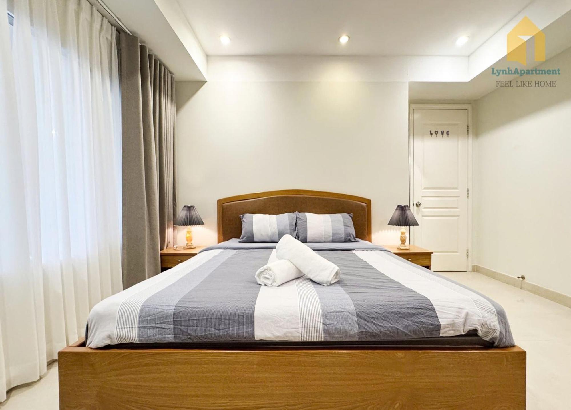 Lynhapartment Free Pool Near Tsn Airport Spacious Apartment *
