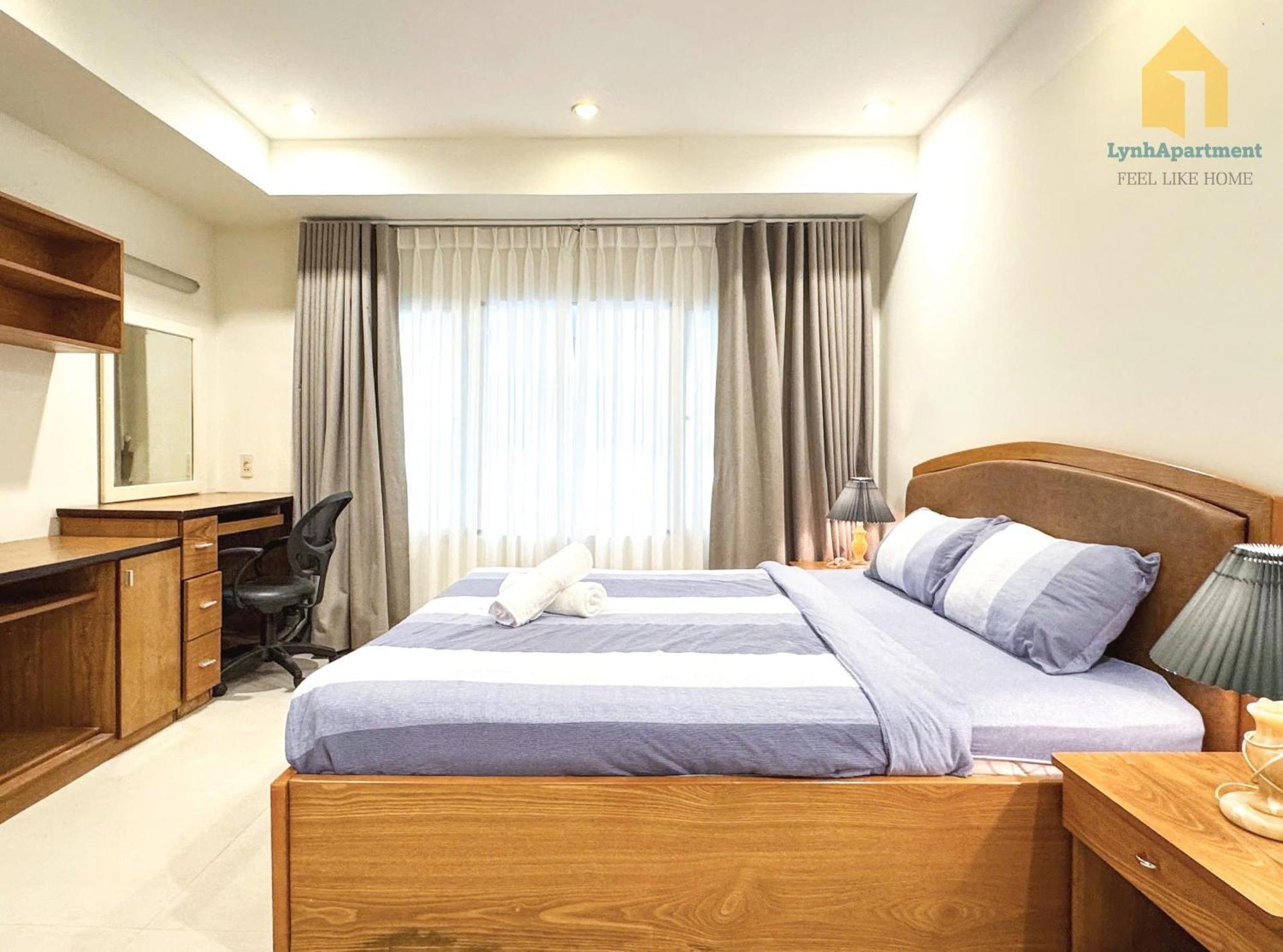 Apartment Lynhapartment Free Pool Near Tsn Airport Spacious *